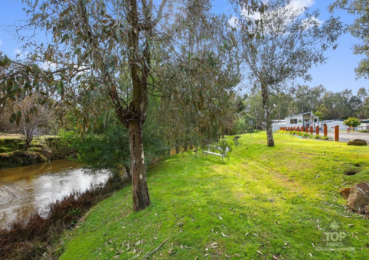 Yea Riverside Caravan Park Экстерьер фото
