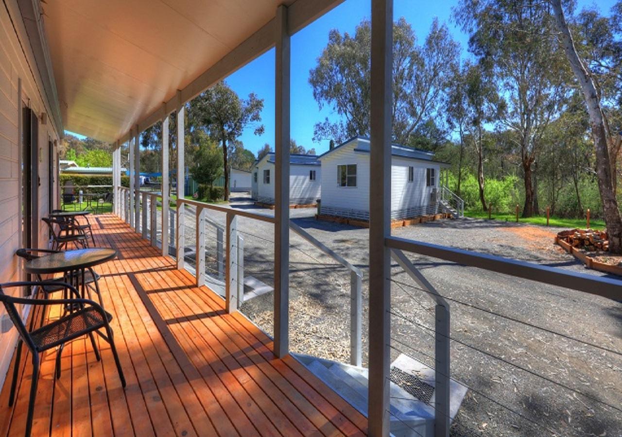 Yea Riverside Caravan Park Экстерьер фото